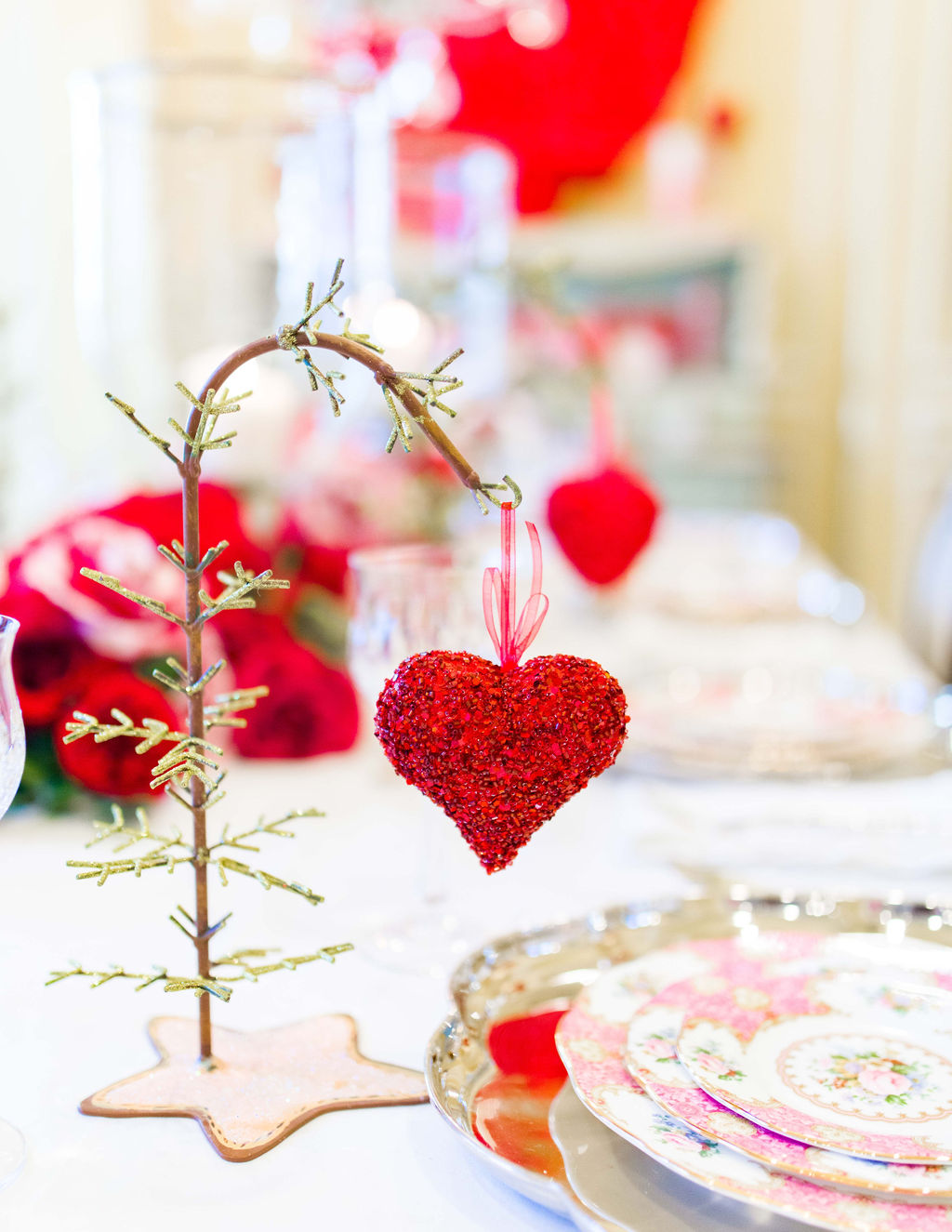How to be BOLD with your Valentine's Decor