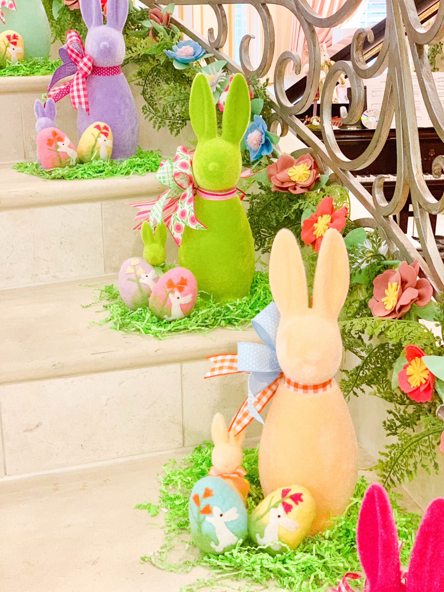 Turtle Creek Lane Dallas home blogger uses garlands from Michaels to decorate for Easter